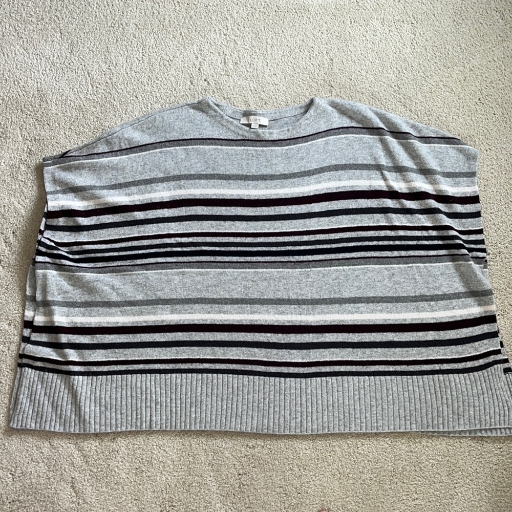 Loft Poncho